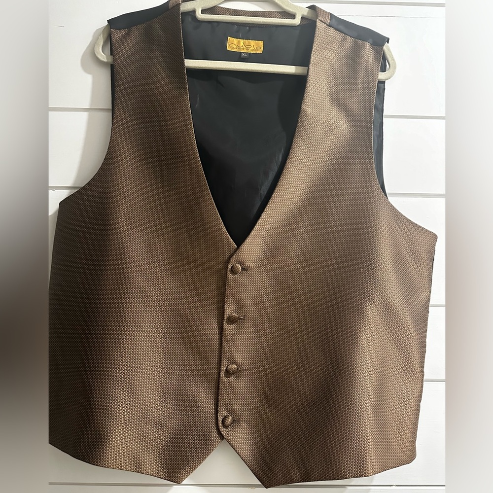 Nubio Suit Vest Mens Size XL Brown Black Metallic Weave Pattern 4 Button Vest